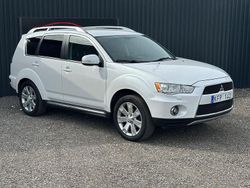 Vit Begagnad 2009 Mitsubishi Outlander SUV | 58 800 kr (Marknadspris)