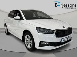 Vit Ny 2024 Skoda Fabia Style Halvkombi | 269 900 kr