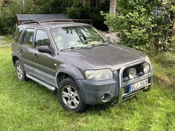 Grå Begagnad 2005 Ford Maverick SUV | 17 000 kr