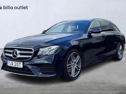 Mörkblå Begagnad 2019 Mercedes E200 AMG Kombi | 284 900 kr (Marknadspris)