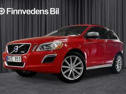 Röd Begagnad 2013 Volvo XC60 R-Design SUV | 169 000 kr (Marknadspris)