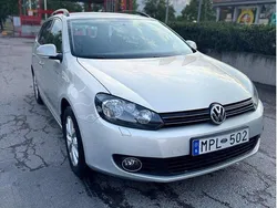 Brun Begagnad 2011 VW Golf Kombi | 40 000 kr (Marknadspris)