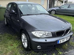 Grå Begagnad 2007 BMW 118 Halvkombi | 10 000 kr (Superpris)