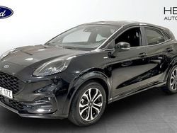 Svart Begagnad 2022 Ford Puma ST-Line SUV | 209 000 kr (Marknadspris)