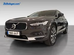 Grå Begagnad 2024 Volvo V90 CC Plus Kombi | 519 900 kr (Dyr)