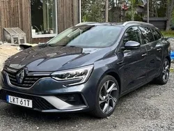 Grå Begagnad 2022 Renault Mégane IV R.S. Kombi | 215 000 kr (Marknadspris)