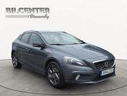 Grå Begagnad 2014 Volvo V40 CC Kombi | 157 500 kr (Marknadspris)