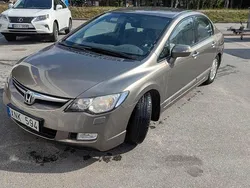Grå Begagnad 2006 Honda Civic Hybrid Sedan | 35 000 kr (Superpris)