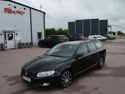 Svart Begagnad 2014 Volvo V70 Kombi | 159 000 kr (Dyr)