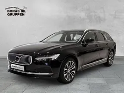 Svart Begagnad 2023 Volvo V90 Core Kombi | 369 000 kr (Bra pris)