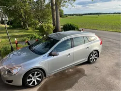 Silver Begagnad 2013 Volvo V60 Summum Kombi | 125 000 kr (Bra pris)