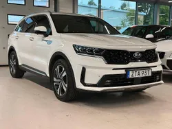 Vit Begagnad 2021 Kia Sorento Advance SUV | 409 900 kr (Marknadspris)
