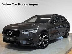 Grå Begagnad 2022 Volvo V90 Plus Kombi | 439 900 kr (Marknadspris)