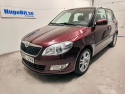 Mörkröd Begagnad 2010 Skoda Fabia Elegance Halvkombi | 59 500 kr (Lite dyr)
