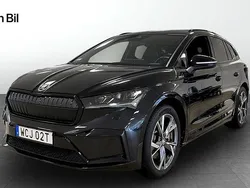 Svart Begagnad 2023 Skoda Enyaq iV SportLine SUV | 489 900 kr (Marknadspris)