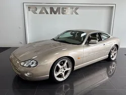 Ljusbrun Begagnad 2000 Jaguar XKR Sportkupé | 179 000 kr
