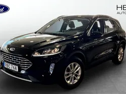 Svart (black) Begagnad 2022 Ford Kuga Titanium SUV | 244 900 kr (Bra pris)