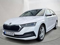 Vit Begagnad 2021 Skoda Octavia Style Kombi | 230 000 kr (Bra pris)