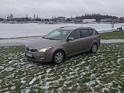 Begagnad 2010 Kia Ceed Halvkombi | 35 000 kr (Bra pris)