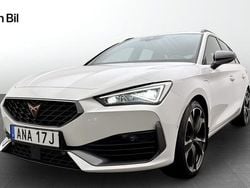 Vit Begagnad 2023 Cupra Leon VZ Kombi | 264 900 kr (Marknadspris)