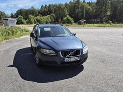 Blå Begagnad 2009 Volvo V70 Kinetic Kombi | 34 900 kr (Bra pris)