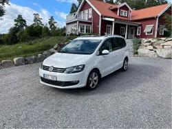 Vit Begagnad 2014 VW Sharan Minibuss | 135 000 kr (Bra pris)