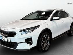 Vit (white) Begagnad 2022 Kia XCeed Advance SUV | 242 900 kr (Marknadspris)