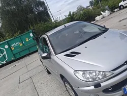 Grå Begagnad 2005 Peugeot 206 Halvkombi | 30 000 kr (Marknadspris)