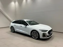 Vit Begagnad 2025 Audi A5 S-Line Sportkupé | 649 000 kr