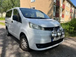 Vit Begagnad 2010 Nissan NV200 Van | 36 500 kr (Marknadspris)