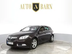 Mörkbrun Begagnad 2012 Opel Insignia Cosmo Kombi | 109 700 kr (Marknadspris)