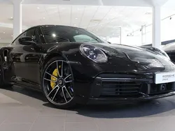 Svart Begagnad 2023 Porsche 911 Turbo S Sportkupé | 2 625 000 kr
