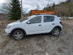 Vit Begagnad 2014 Dacia Sandero Stepway Halvkombi | 59 000 kr (Marknadspris)