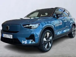 Blå Begagnad 2023 Volvo XC40 Core SUV | 429 900 kr
