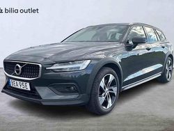 Grå Begagnad 2020 Volvo V60 CC Kombi | 249 900 kr (Lite dyr)