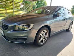 Grå Begagnad 2018 Volvo V60 Kinetic Kombi | 190 000 kr (Bra pris)