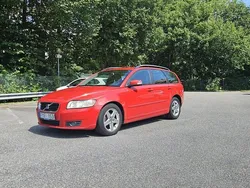 Röd Begagnad 2008 Volvo V50 Momentum Kombi | 25 000 kr (Bra pris)