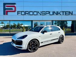 Vit Begagnad 2022 Porsche Cayenne Platinum Edition SUV | 979 000 kr (Dyr)