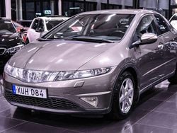 Mörkgrå Begagnad 2006 Honda Civic Sport Halvkombi | 49 900 kr (Marknadspris)