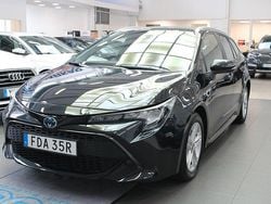 Svart Begagnad 2022 Toyota Corolla Active Kombi | 189 900 kr (Bra pris)