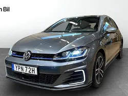 Mörkgrå Begagnad 2020 VW Golf VIII Active Kombi | 239 900 kr (Superpris)