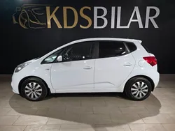 Vit Begagnad 2017 Kia Venga Comfort Halvkombi | 89 900 kr (Marknadspris)