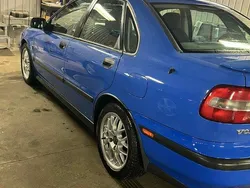 Blå Begagnad 2000 Volvo S40 Sedan | 20 000 kr (Lite dyr)