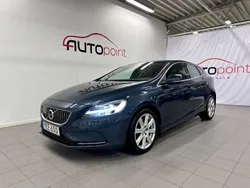 Mörkblå Begagnad 2016 Volvo V40 Business Edition Kombi | 169 000 kr (Marknadspris)