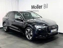 Brilliantsvart Begagnad 2022 Audi e-tron Proline SUV | 369 900 kr (Bra pris)