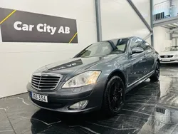 Grå Begagnad 2005 Mercedes S350 Sedan | 89 900 kr (Lite dyr)