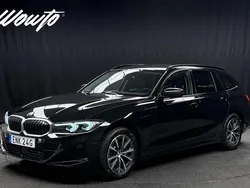 Svart Begagnad 2023 BMW 330e Kombi | 399 800 kr
