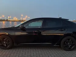 Svart Begagnad 2018 Honda Civic Dynamic Halvkombi | 139 900 kr (Superpris)