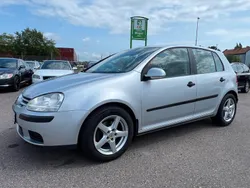 Silver Begagnad 2005 VW Golf IV Trendline Halvkombi | 32 900 kr (Lite dyr)