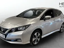 Silver Begagnad 2021 Nissan Leaf N-Connecta Halvkombi | 199 900 kr (Marknadspris)